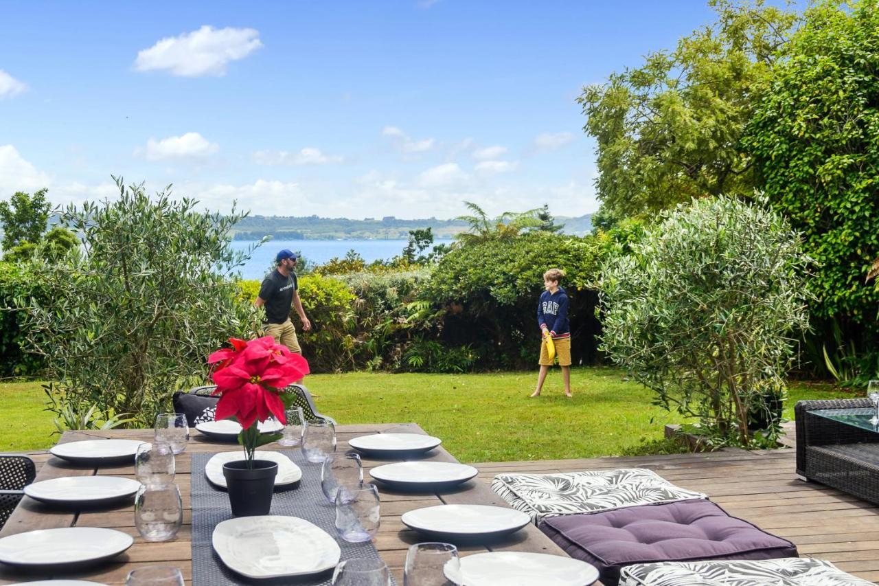 The Bird House - Kawaha Point, Rotorua. Stylish Six Bedroom Home With Space, Views And Relaxed Atmosphere Exteriör bild